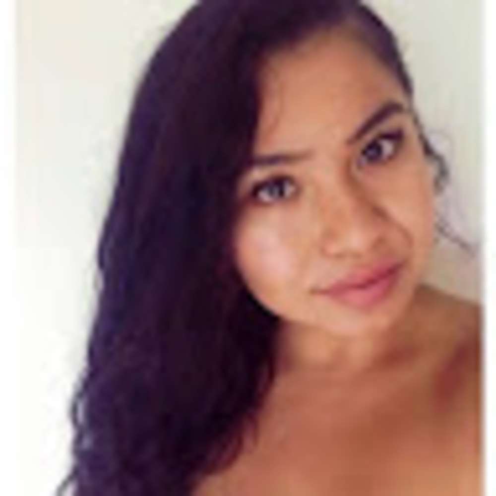 Meet your Posher, Estefania